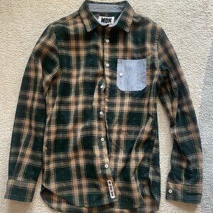 Medium Flannel Button Down Fall and Autumn Style